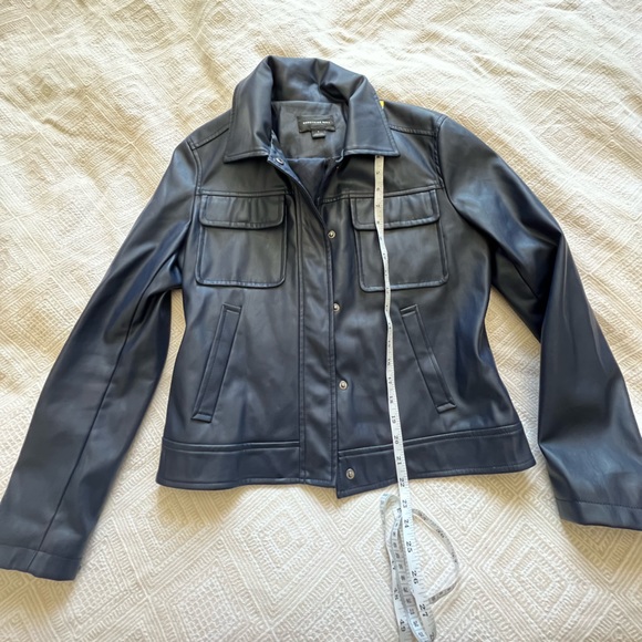 Faux leather jacket - Picture 4 of 8